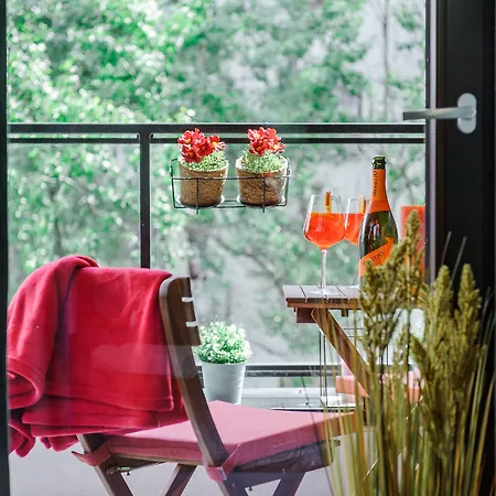 Lumina Near Uprising Museum דירה *