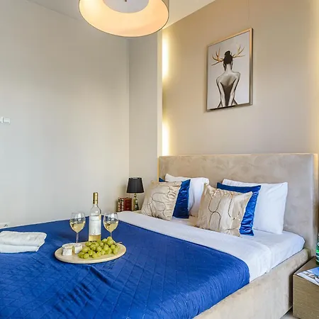 Apartament Lumina Near Uprising Museum