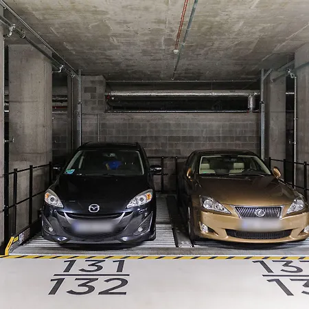 Lumina Near Uprising Museum Апартаменты