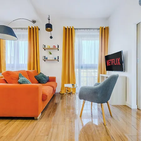 Lumina Near Uprising Museum * Варшава