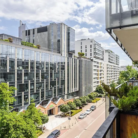 Apartment Lumina Near Uprising Museum *