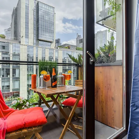 Lumina Near Uprising Museum Διαμέρισμα *